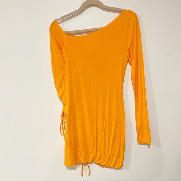 Camilla Coelho Lena Off The Shoulder Ruched Mini Dress in Tangerine Orange - Picture 4 of 9